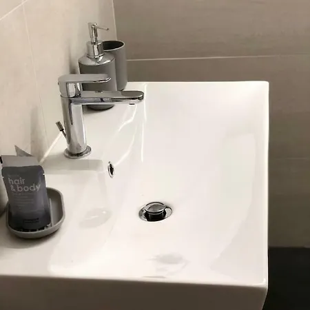 Domus Paradiso * فيرونا