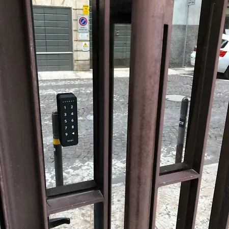 Domus Paradiso * فيرونا